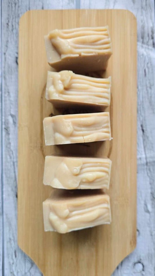 Goat Milk + Oats + Honey